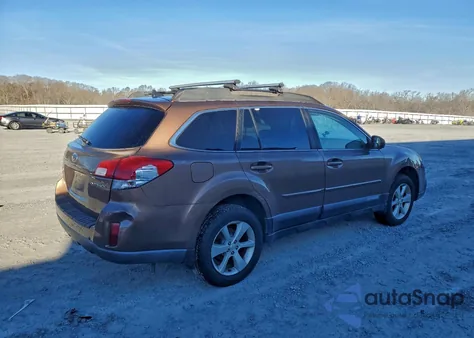 2013 Subaru Outback 2.5I Limited z USA, uszkodzony, nr VIN 4S4BRCKC6D3235705